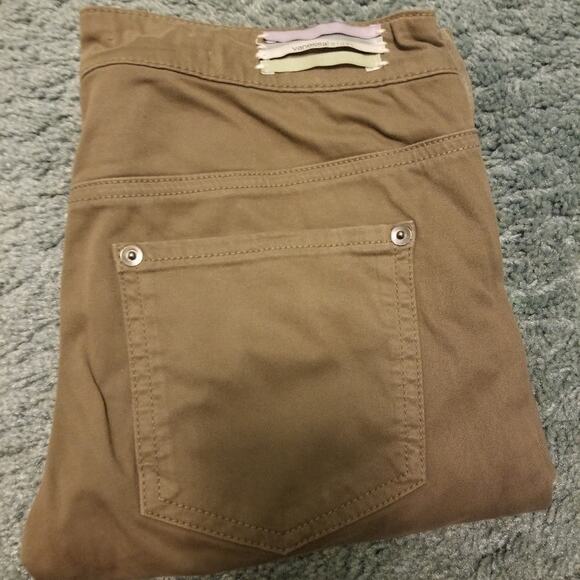 Vanessa Bruno Designer Casual Boho Tan Heddy Slim Court Low Rise Jeans Size 24 - Picture 4 of 16